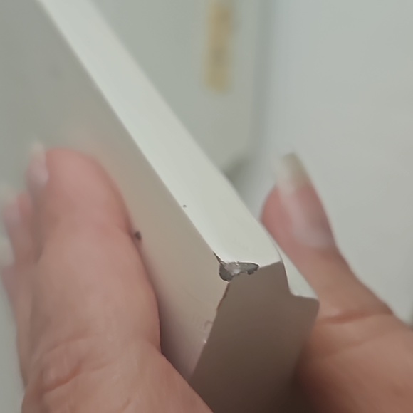 Set of two floating shelves 12 in by 4 in - Picture 8 of 8